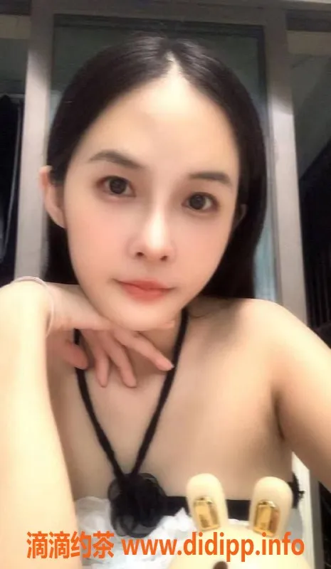 成都楼凤-四川金融城小诺诺，高颜值御姐超热情