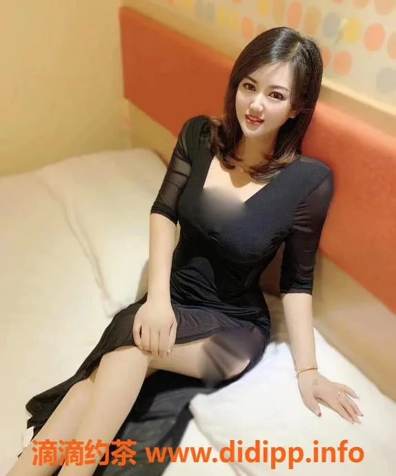 上海楼凤-普陀区25岁小姐姐，服务热情，价格仅400