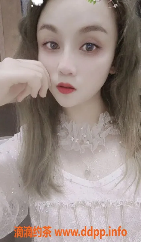 深圳楼凤资源信息,龙华猫小咪，160cm胸C嫩妹，600元起