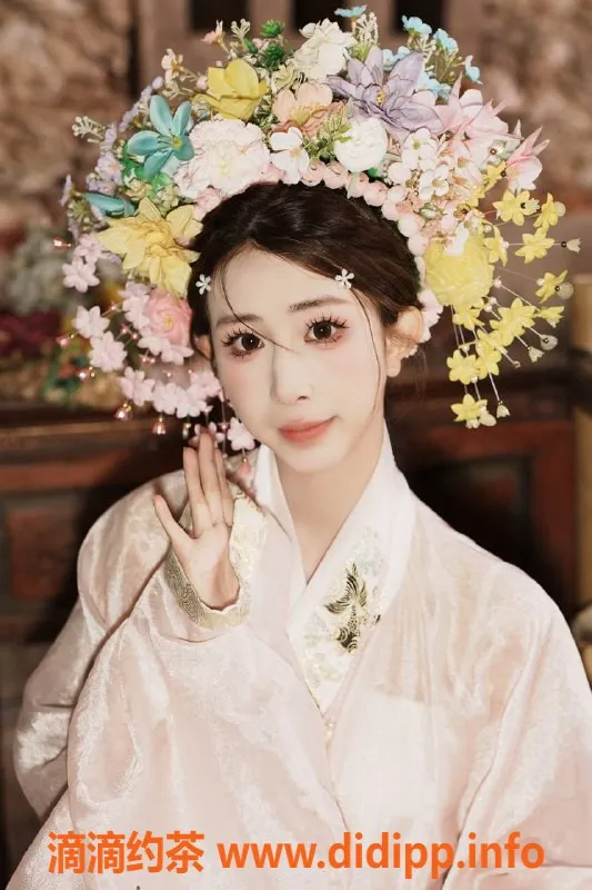 深圳楼凤资源信息,广州南山老师，2500起，舌吻SM可爱服务