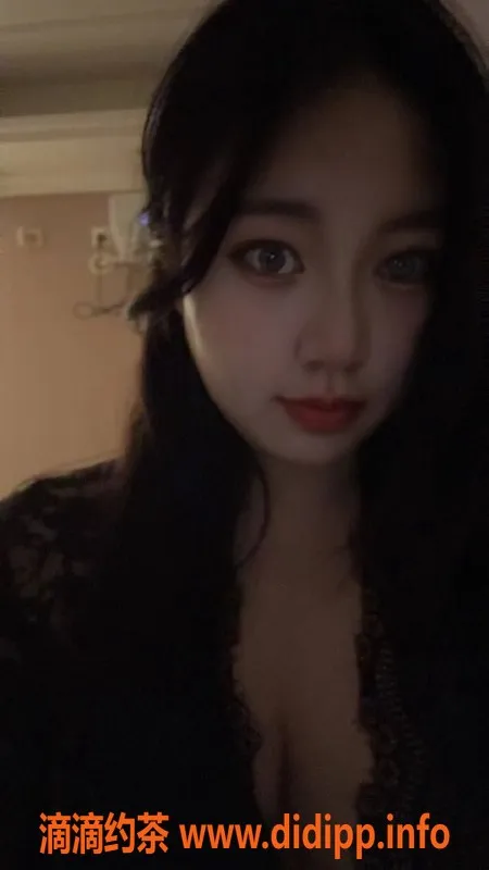 北京楼凤-朝阳桃子主播，陪浴69小妹，千元档服务