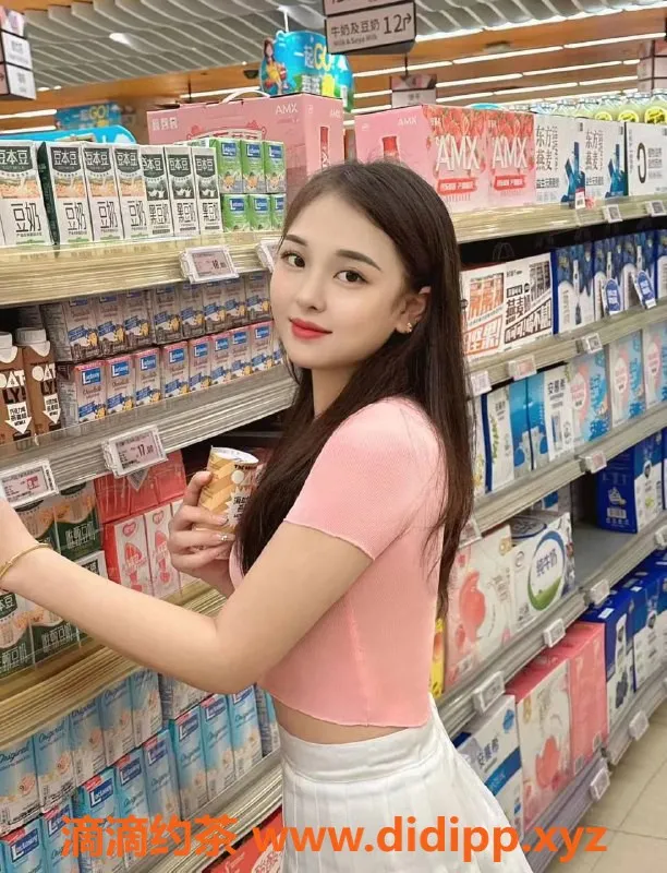 广州楼凤-黄埔少妇小琳子，600元体验不容错过！