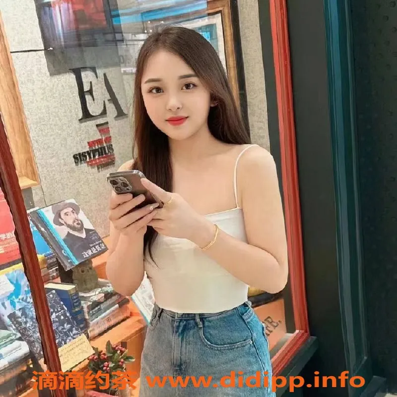 广州楼凤-黄埔少妇小琳子，600元体验不容错过！