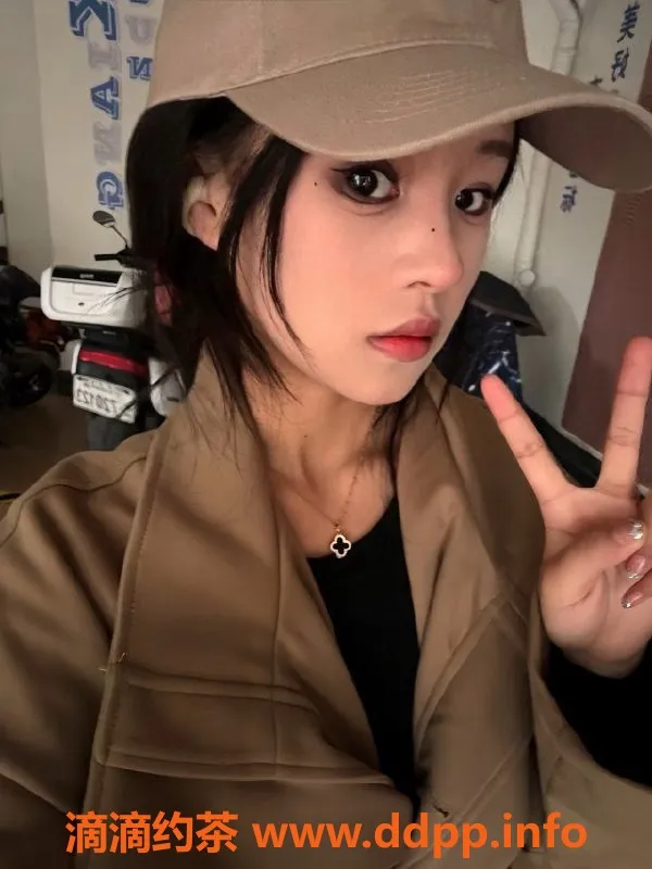 武汉楼凤-九月388元高服务，身高165cm气质佳