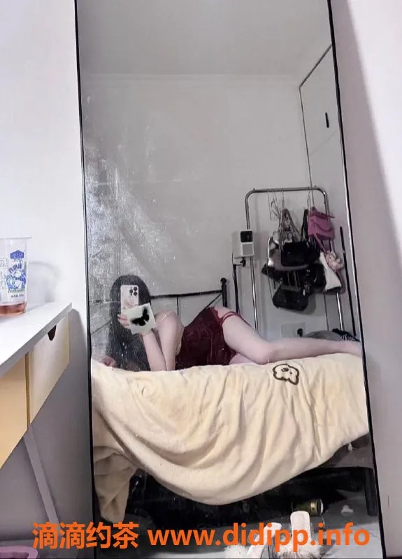 广州楼凤资源信息,天河东站诗文，提供鸳鸯浴与69服务