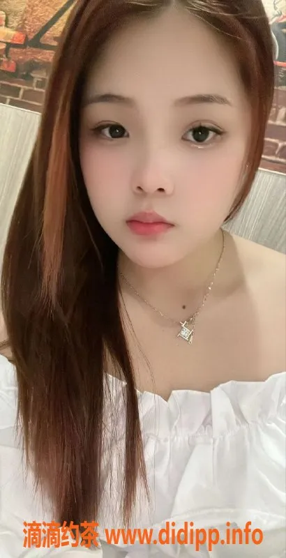 广州楼凤资源信息,荔湾沫宝贝，700元舌吻69p服务，超值体验！