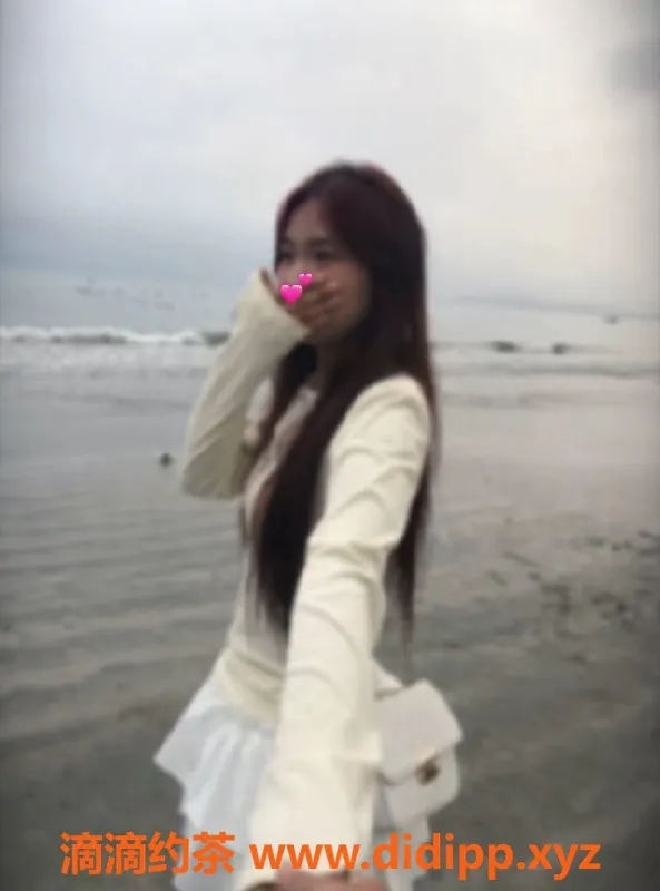 成都楼凤-成都依依，165cm娇妹，600元纯正服务等你体验！