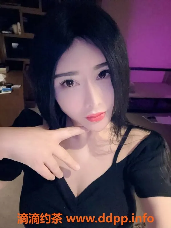 东莞楼凤-塘厦小雨，165cm，98斤，22岁，诱惑服务等你体验！