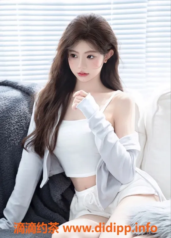 上海楼凤-徐汇小酒窝，160身高43体重，陪浴服务热情