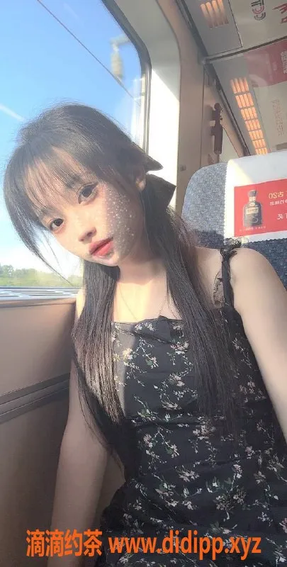 深圳楼凤-南山小幼楚，千元档萝莉服务等你体验