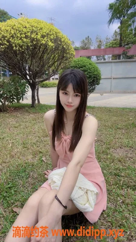 深圳楼凤资源信息,福田小雅，19岁167cm嫩妹，服务800P起