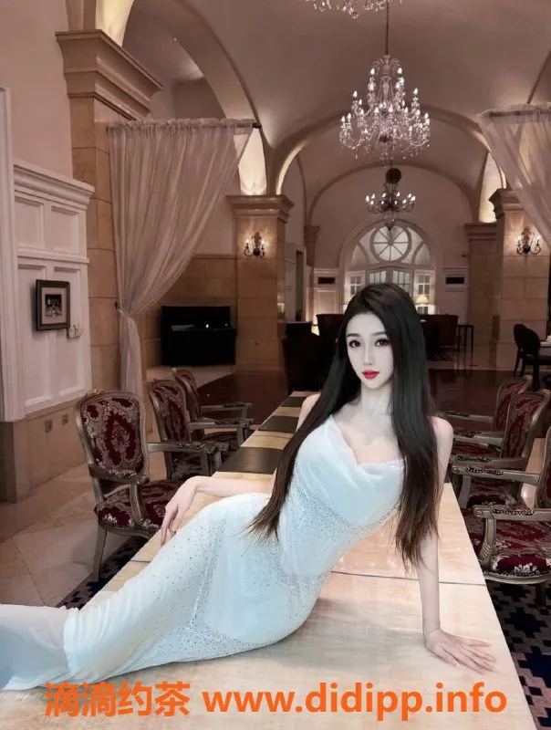 杭州楼凤-上城东站糖心baby，22岁168cm高挑模特