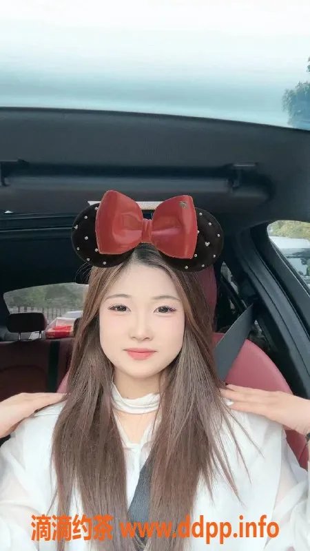 深圳楼凤资源信息,宝安小雪，诱人服务，热线直达！