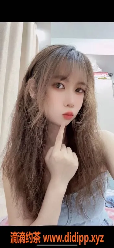 广州楼凤-天河黄埔小爱，视频验证，500元体验