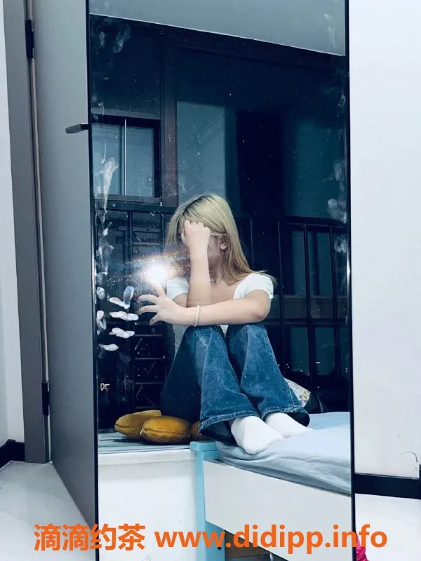 昆明楼凤-盘龙区小乔，600茶费，服务超赞！