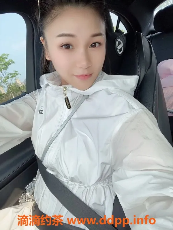 杭州楼凤-依依：身高168，体重50，优质服务等你体验