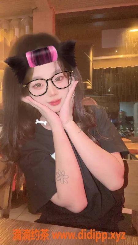 深圳楼凤-南山苗苗，大长腿嫩妹800元起服务