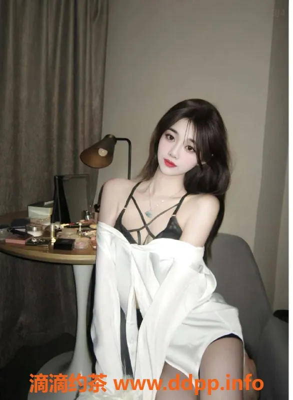 深圳楼凤-南山清纯秘书，完美身材，价格优惠