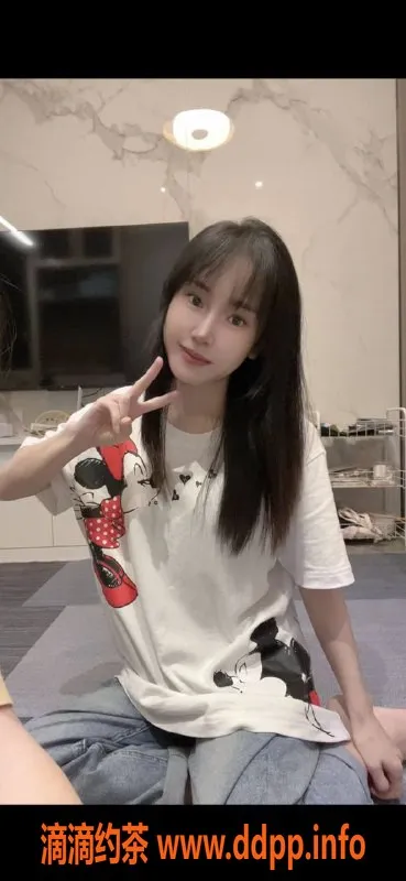 深圳楼凤资源信息,宝安馒头，165cm身高，C杯，消费966p，服务超值