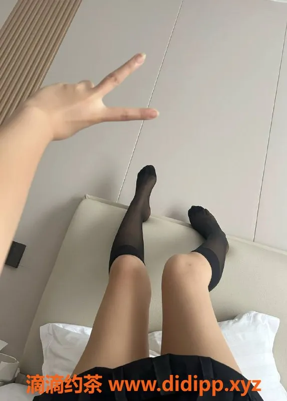 杭州上门服务-拱墅嫩妹浅浅，巨乳大长腿，性价比高