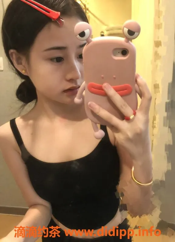 广州楼凤-番禺淇淇，水中萧与鸳鸯浴体验