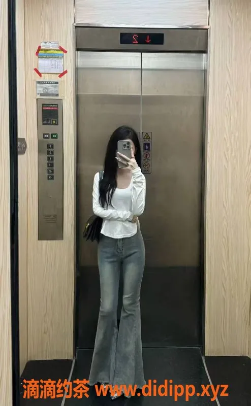 广州楼凤-番禺淇淇，水中萧与鸳鸯浴体验