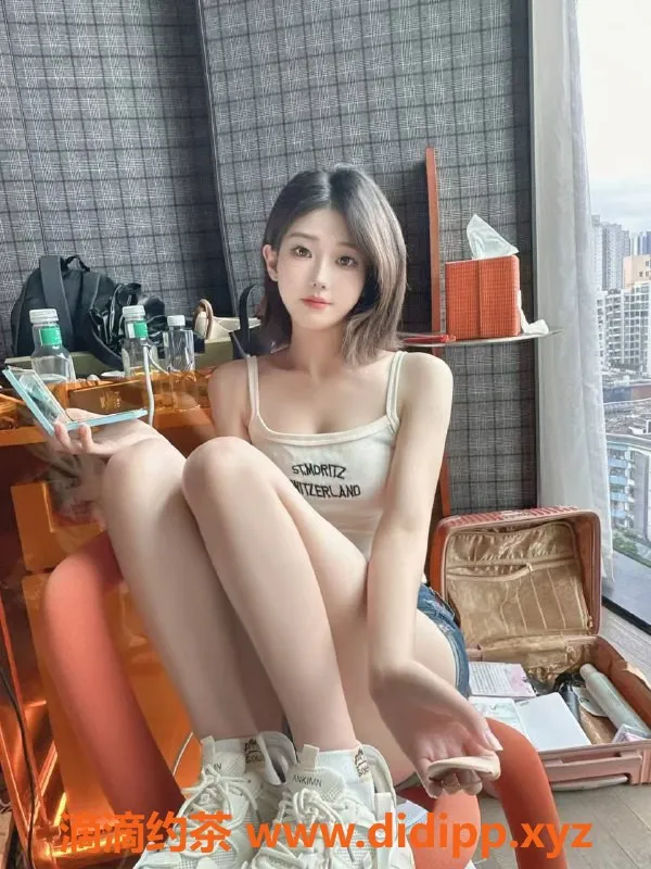 深圳楼凤资源信息,福田区嫩妹橘子，擅长舌吻服务，价格1200-1800