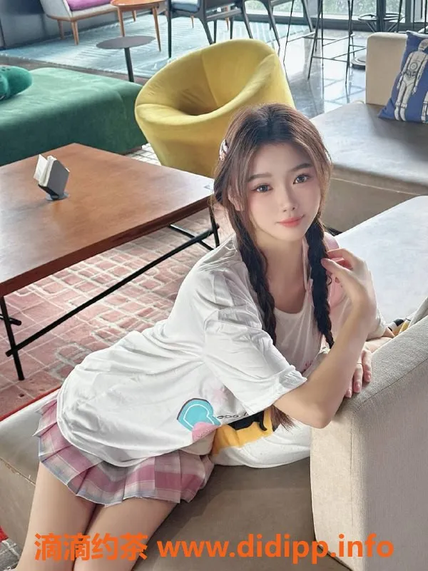 深圳楼凤-南山一菲，1200元深喉陪浴体验！