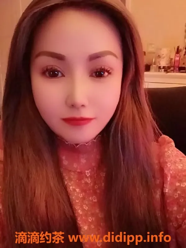 北京楼凤-朝阳大悦城女神，服务热情1800起