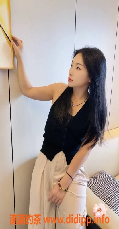 深圳楼凤-宝安御姐豆豆，23岁165cm，600P起步