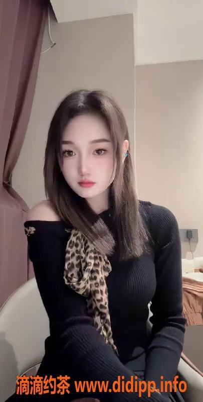 杭州楼凤-拱墅小婷，巨乳嫩妹，热情服务等你来体验！