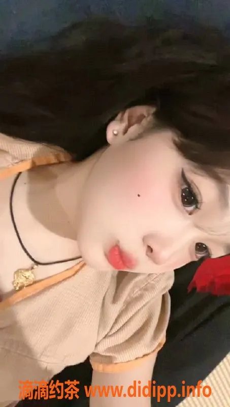 武汉楼凤-圆圆，174厘米，热情服务，实力派！