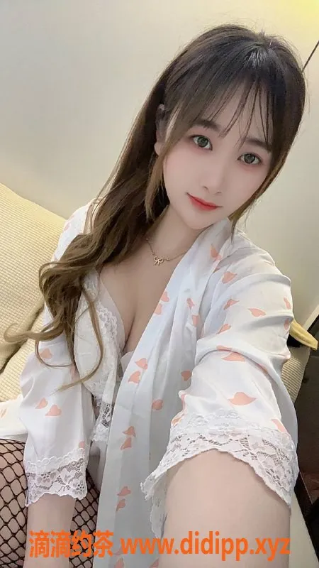 广州楼凤资源信息,白云童童，提供鸳鸯浴和69式服务