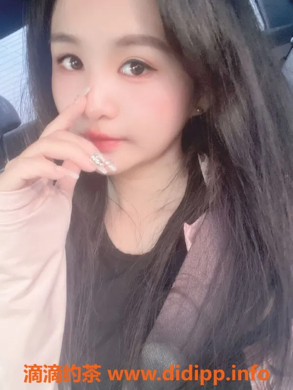 杭州楼凤-杭州兔稚，22岁162cm，45kg胸推诱惑！