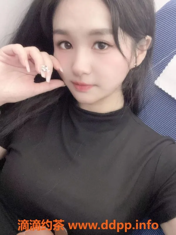 杭州楼凤-杭州兔稚，22岁162cm，45kg胸推诱惑！