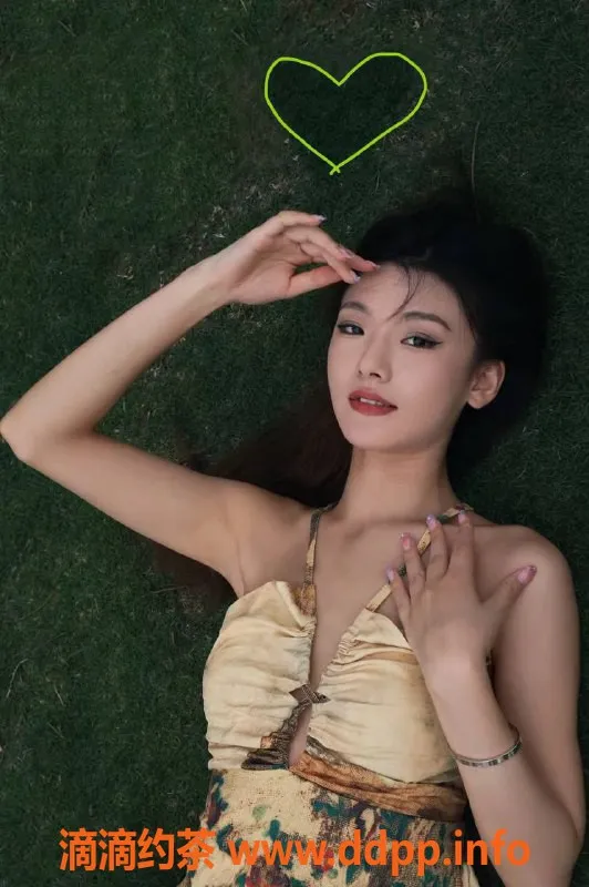 成都楼凤-兜兜: 颜值车，限时优惠100，服务超棒