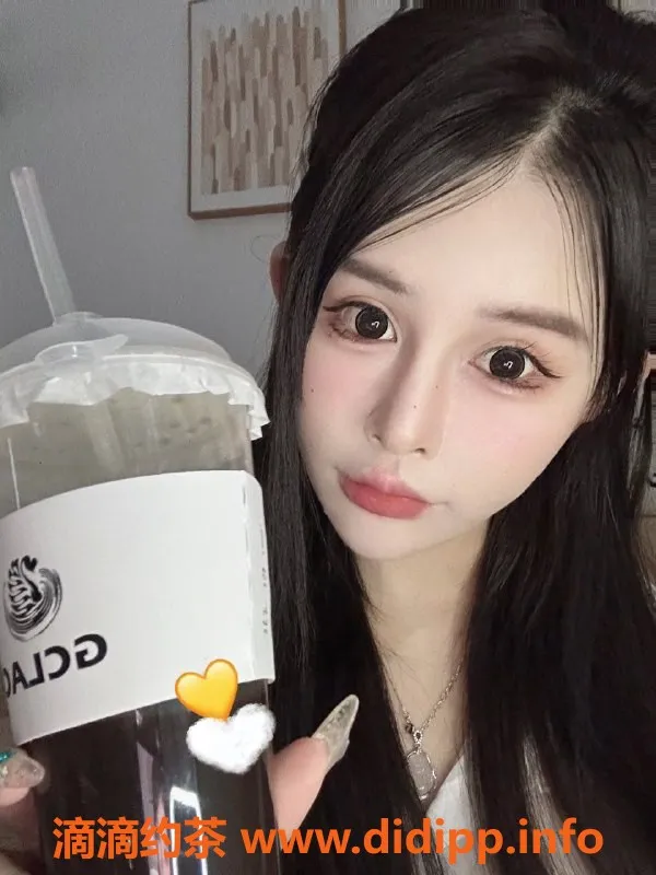 深圳楼凤-福田嫩妹雪梨，21岁166cm，800P起