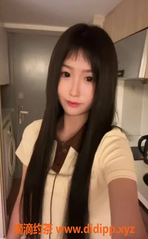 上海楼凤资源信息,浦东小荣，福利价900P，体验不一样的服务！