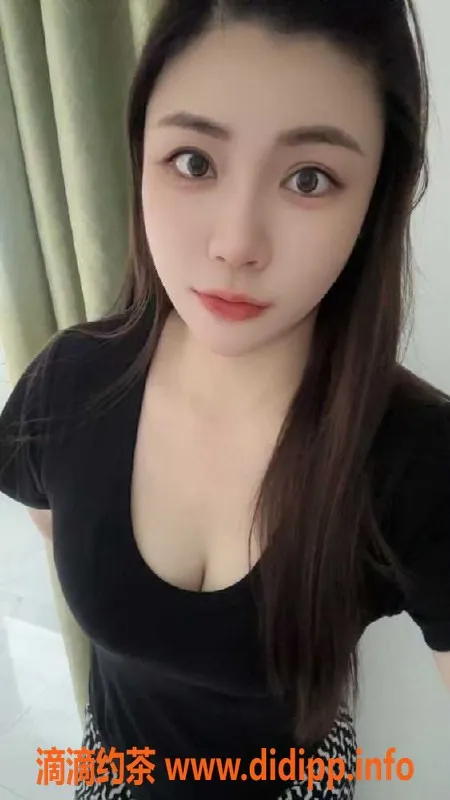 广州楼凤资源信息,广州美乳舌吻女神玲玲，28岁，服务超赞！