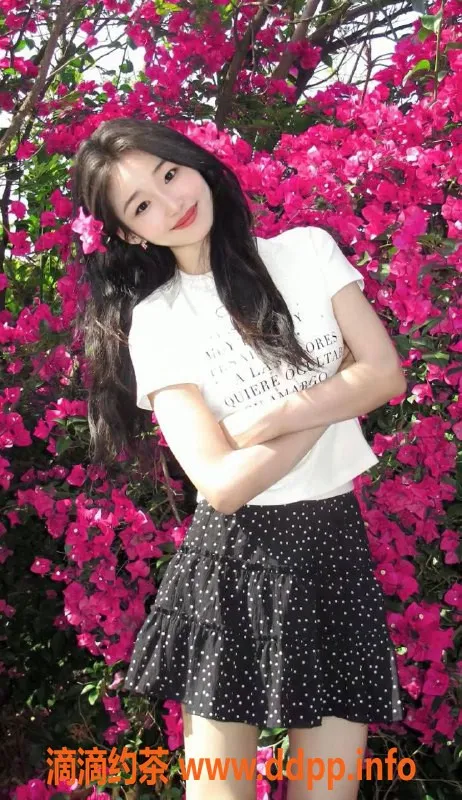 深圳楼凤-福田嫩妹晴晴，1088元超值体验！