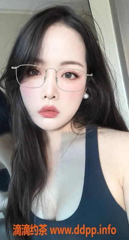 深圳上门服务-龙华艾米，身材火辣，1500P起，综合评分9.0