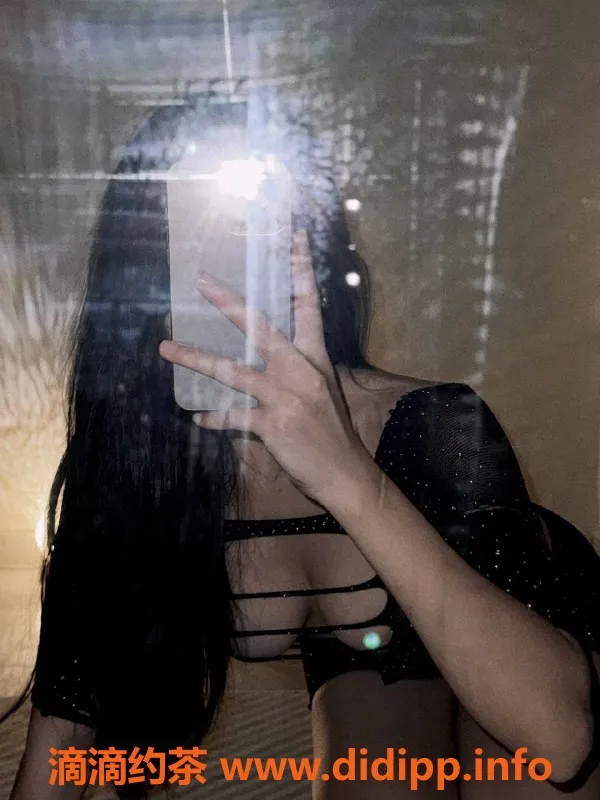 深圳上门服务-龙华艾米，身材火辣，1500P起，综合评分9.0