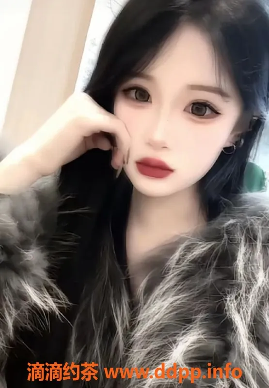 成都楼凤资源信息,成都20岁排骨精诗然，身高169，胸C大长腿