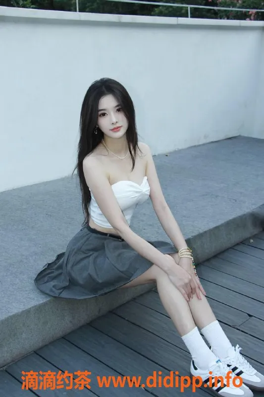 深圳楼凤资源信息,龙岗晚晚，超值1100p体验，等你来！