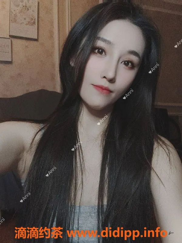 成都外围-武侯区安妮雅，24岁娇嫩妹子，172高49轻盈