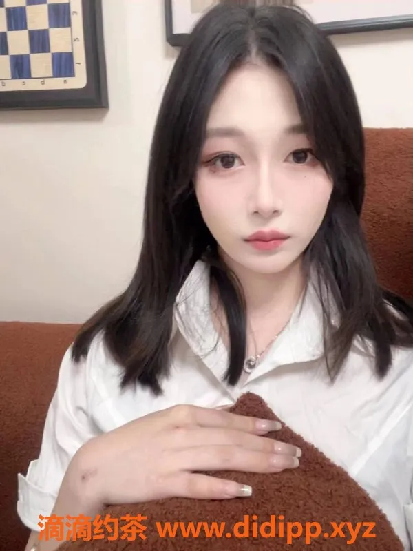 北京楼凤资源信息,书意嫩妹，内衣批发13Z起，世贸天阶