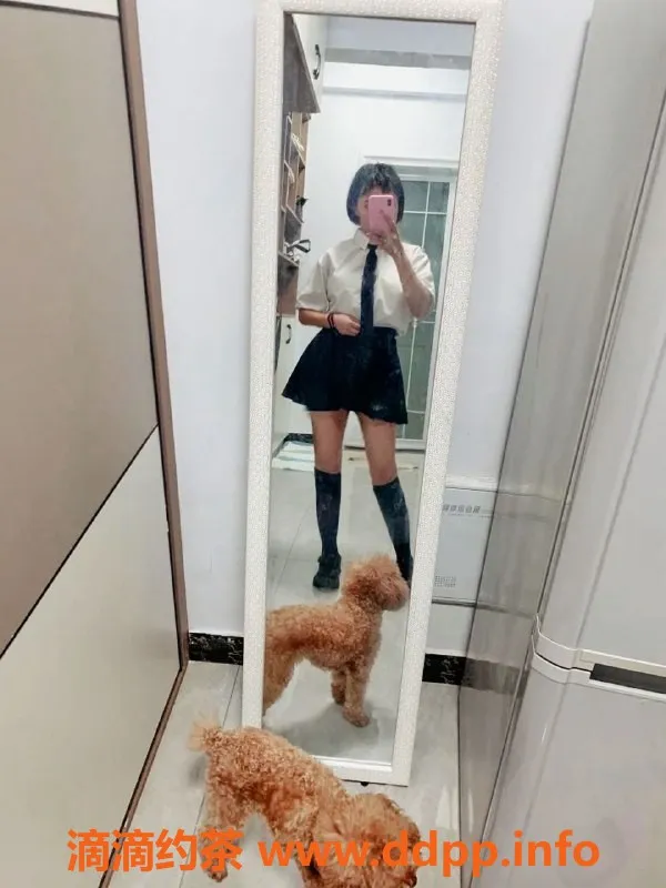 成都楼凤-成都嫩妹天禧 18岁155cm 93斤 服务优质