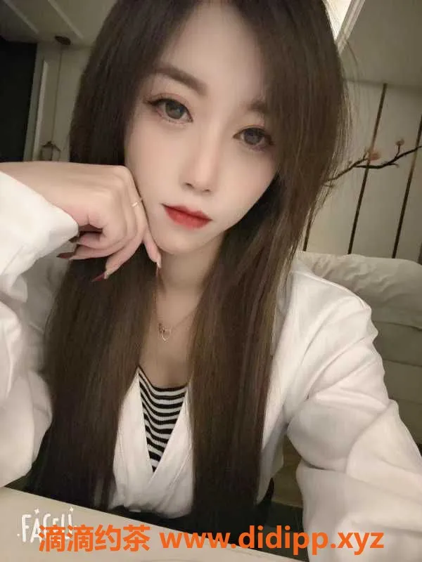 广州楼凤资源信息,广州小六六，20岁，167cm大长腿，茶水500元