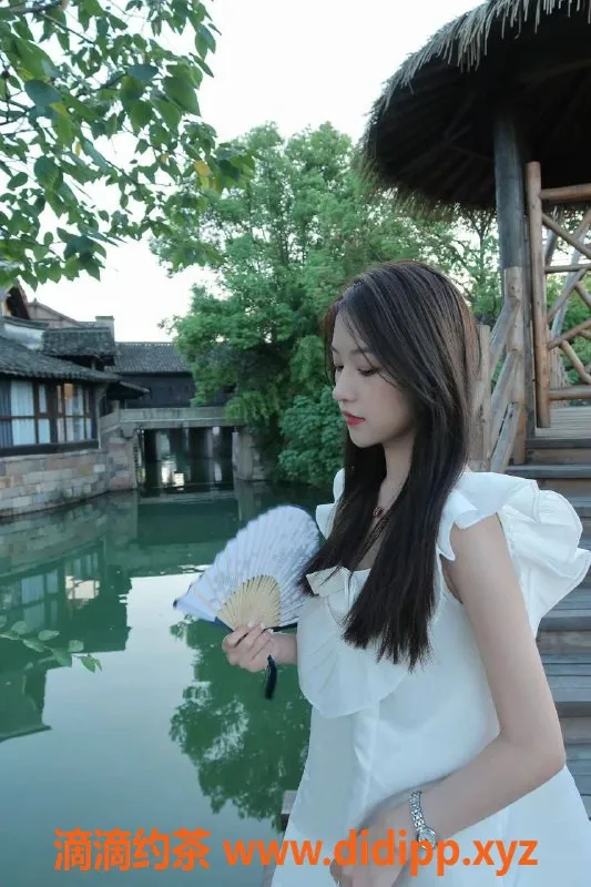 上海楼凤-上海小雨点，165cm D罩杯，96斤，甜美服务