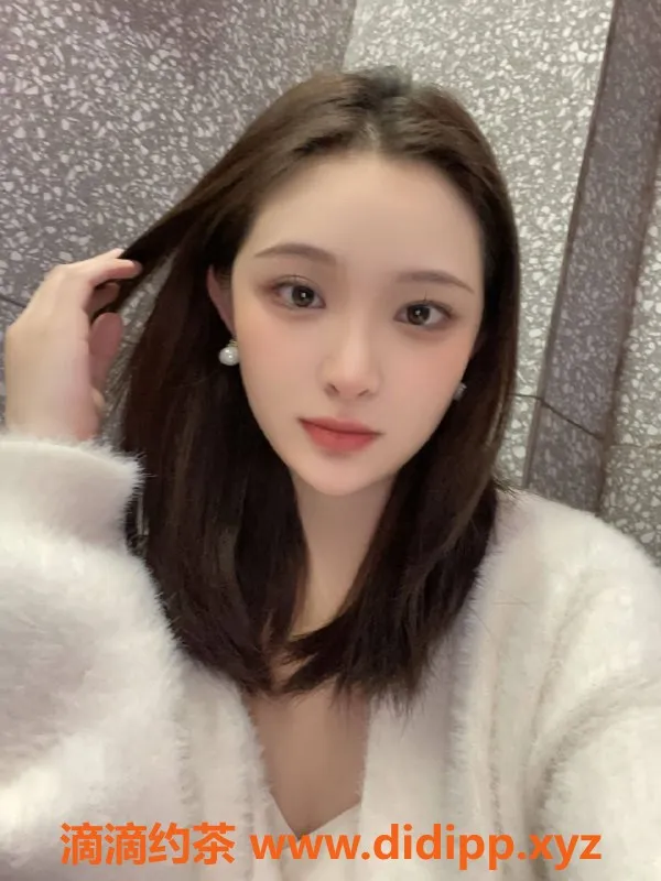 上海楼凤-上海小雨点，165cm D罩杯，96斤，甜美服务